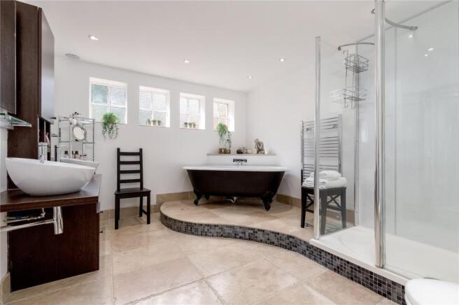 En Suite Bathroom