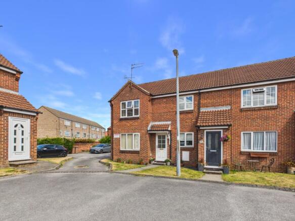 2 bed Apartment for sale Image 10