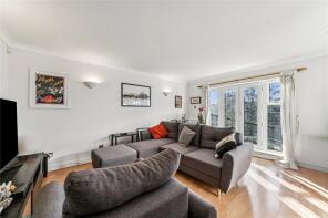 13, Milton Court, Chesterton Close, London SW18 1ST