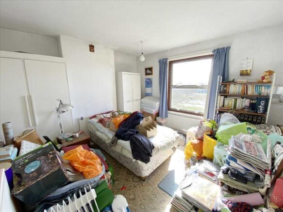 Bedroom 2: