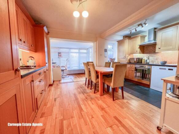 Knightsfield, Welwyn Garden City photo 4