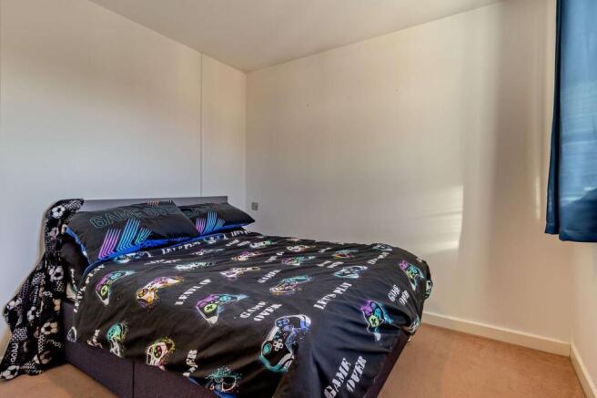 2 bed Flat for sale Image 9