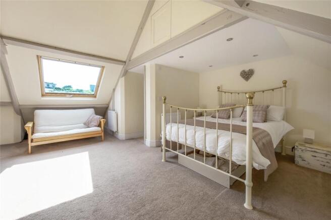 Main Bedroom Suite