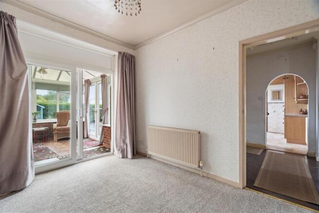 2 bed Detached Bungalow for sale Image 4