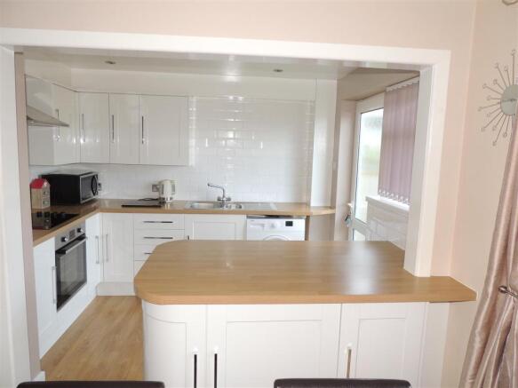 Lounge/Diner/Kitchen