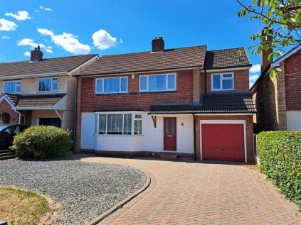 Streetly Crescent, Four Oaks, Sutton Coldfield, B74
