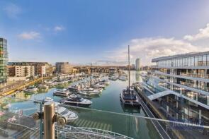Apartment 504, 2 Alexandra Wharf, Maritime Walk, Southampton SO14 3QS
