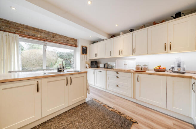 1418457-13-699c31...