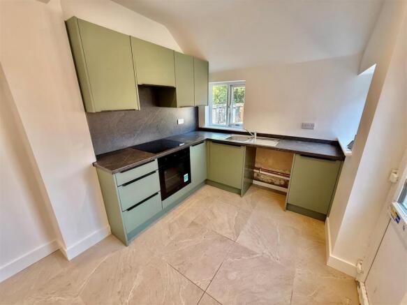 kitchen2.jpg