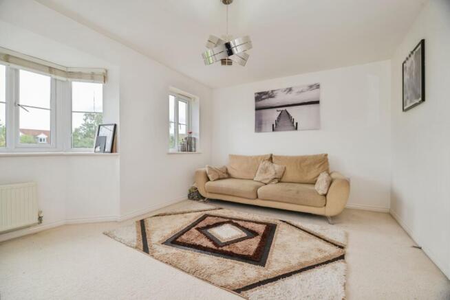 3 bed Semi-Detached for sale Image 11