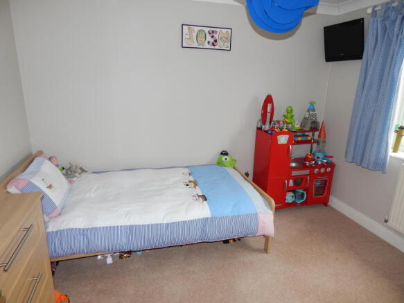 Photo 11