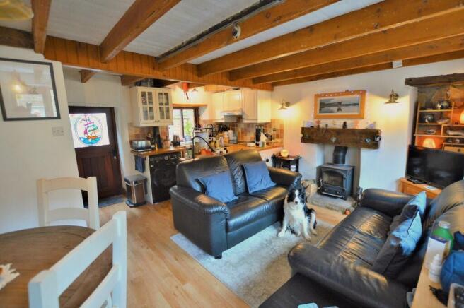 3 bed Cottage for sale Image 10