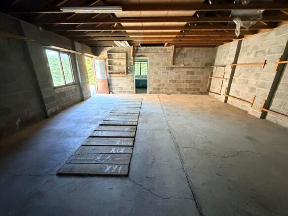 GARAGE 1 ISGARN
