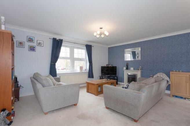 LOUNGE AREA