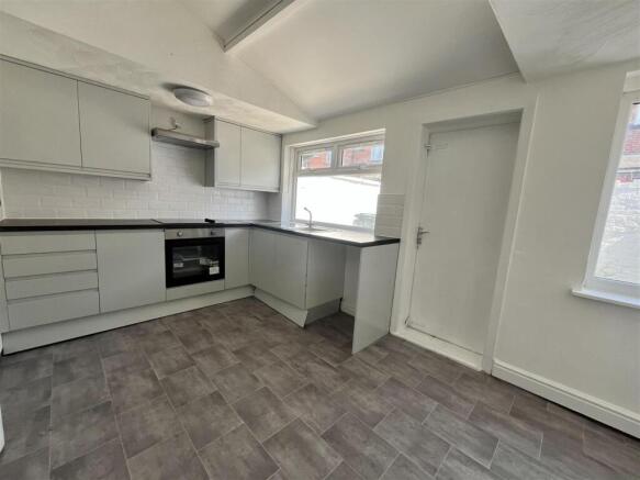 Minto Street, Ashton-Under-Lyne photo 4