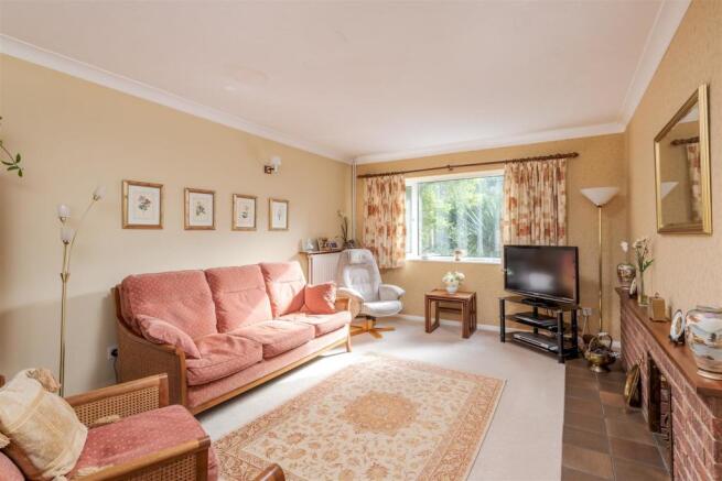 211001 - 5 Ashburnham Road, Ampthill - 05.jpg