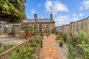 7, Crest Place, Brighouse HD6 2QQ