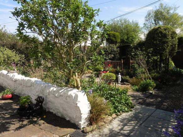 Garden 1 (Property Image)