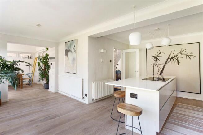 Kitchen/Dining
