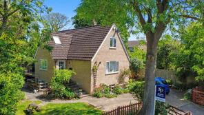8, Dells Close, Huntingdon PE28 5PE