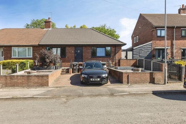 2 bed Semi-Detached Bungalow for sale in barnsley