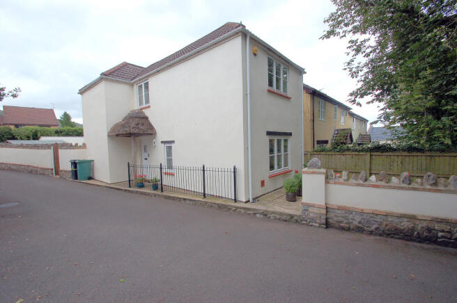 Baytree Cott Front 1.JPG