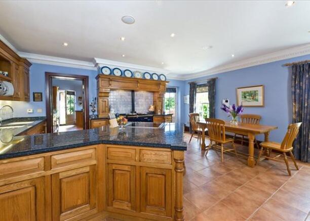 Kitchen / Breakfast