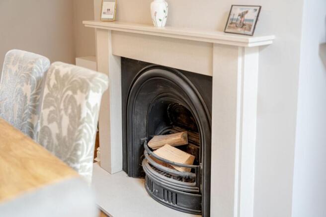 3 bed Terraced for sale Image 9