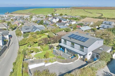 Eastholme, Trevone, PL28