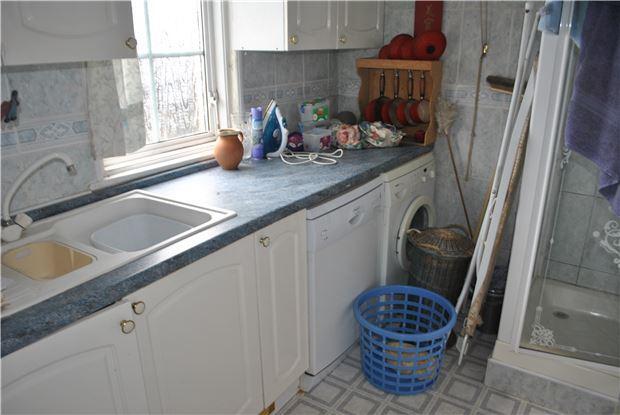 Utility/Shower Room