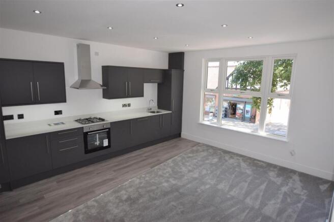 Kitchen (Main)