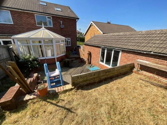 3 bed Semi-Detached to rent Image 4