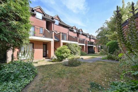 Rickmansworth Road, Watford, WD18