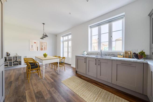 Kitchen dining room
