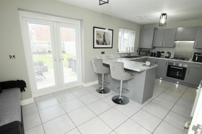 DINING KITCHEN