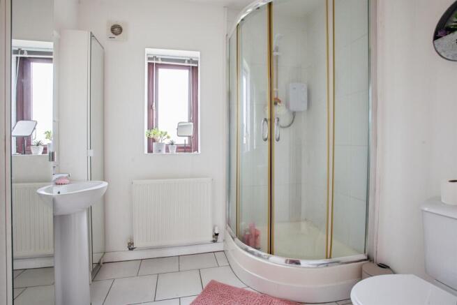 3 bed Detached for sale Image 11