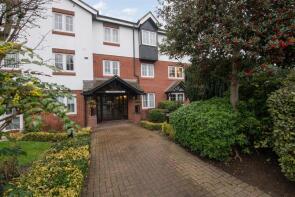39, 7 Woodmere Court, Avenue Road, London N14 4BW