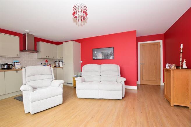 Kitchen/ Living Room