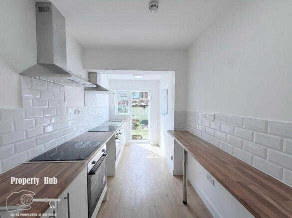106 Whitton Avenu...