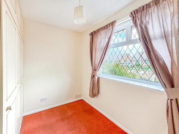 2 bed Semi-Detached Bungalow for sale Image 7