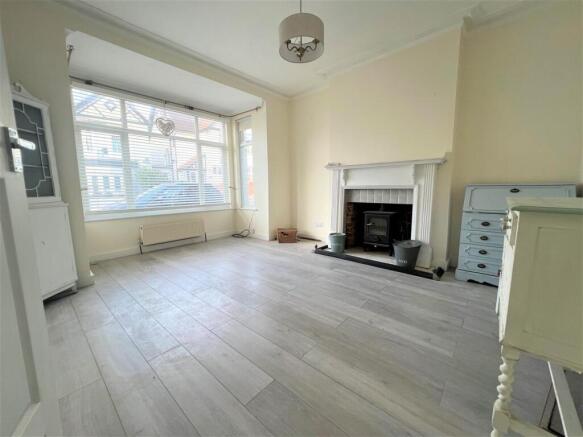 Living Room.jpg