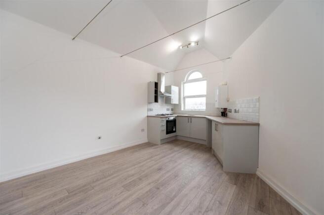 Flalt 3, 6 Clarendon Road 26 3.jpg