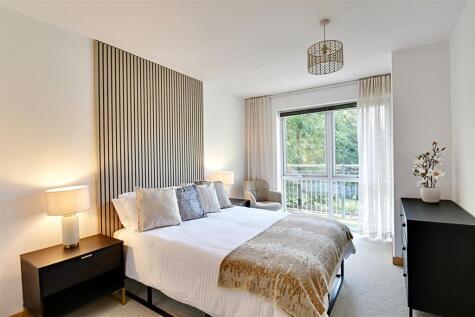 Smeaton Court, Hertford, Hertfordshire, SG13