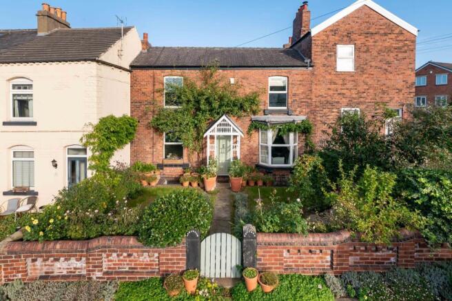 3-bed terraced on Laburnum Cottage, Denby Dale Road West, Wakefield, WF4, £270,000