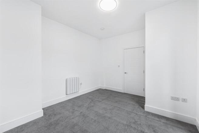 2 Berrymead Gardens-8.jpg