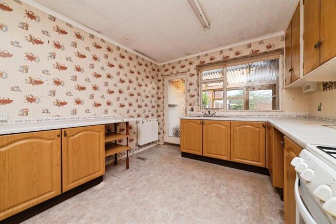 2 bed Semi-Detached Bungalow for sale Image 2