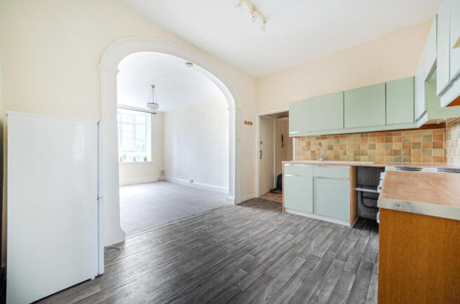 1334370-8-6890cb0...