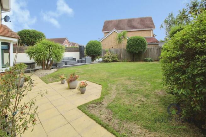 4 bed Detached for sale Image 6