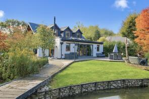 Frithwood, Laindon Common Road, Billericay CM12 9SY