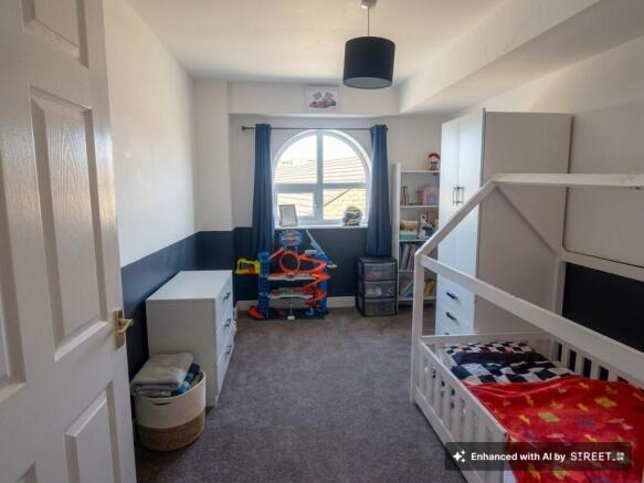 2 bed Flat for sale Image 4